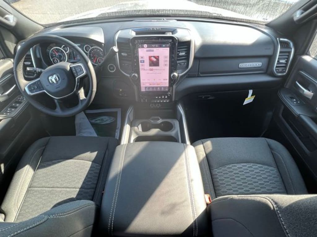 New 2026 Ram 3500 BIG HORN CREW CAB 4X4 8' BOX Pickup