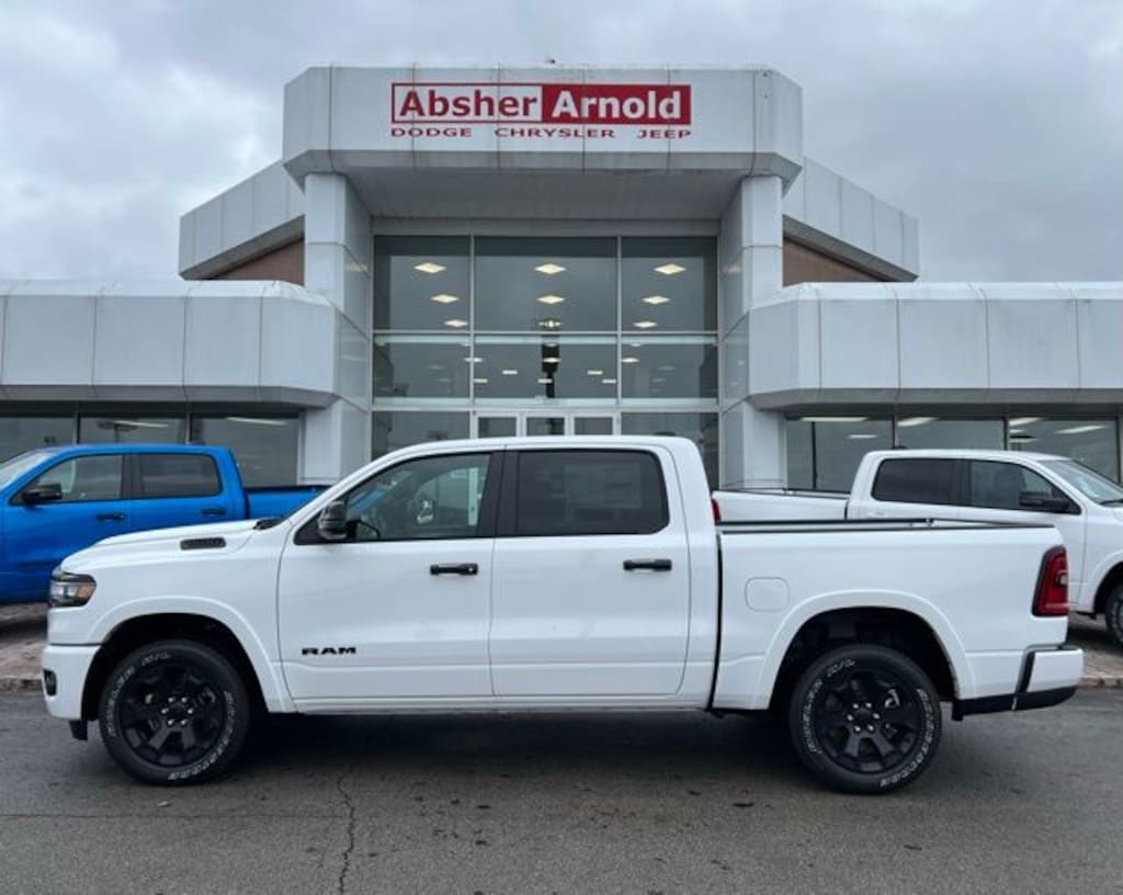 New 2026 Ram 1500 BIG HORN CREW CAB 4X4 5'7 BOX Pickup