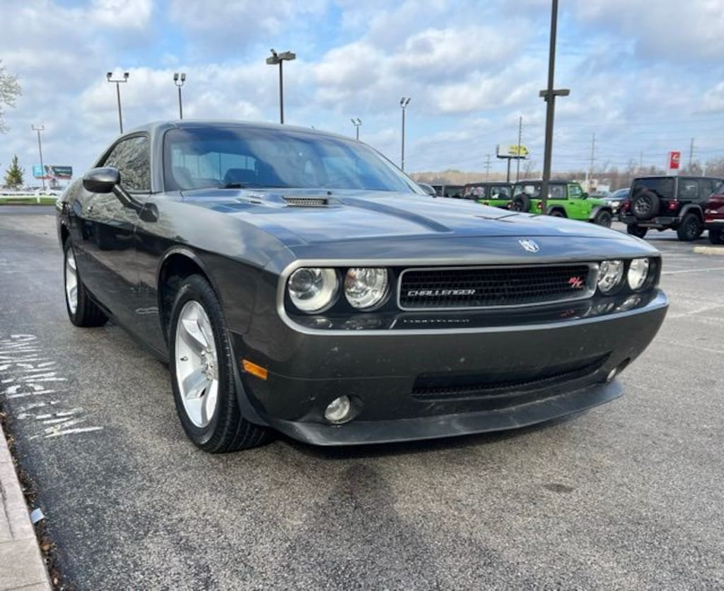 Used 2009 Dodge Challenger R/T Coupe