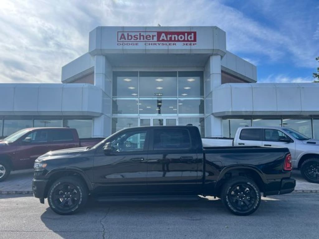 New 2026 Ram 1500 BIG HORN CREW CAB 4X4 5'7 BOX Pickup