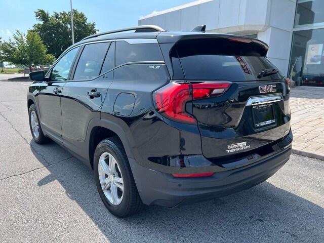 2021 Gmc Terrain SLE photo 2