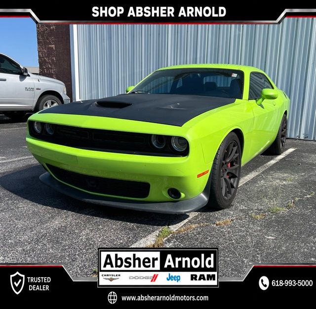 2015 Dodge Challenger SRT 392's photo