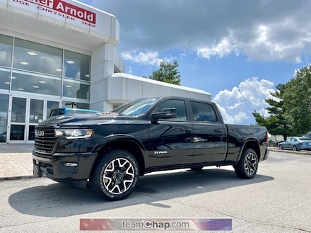 2025 Ram LARAMIE CREW CAB 4X4 6'4 BOX Pickup
