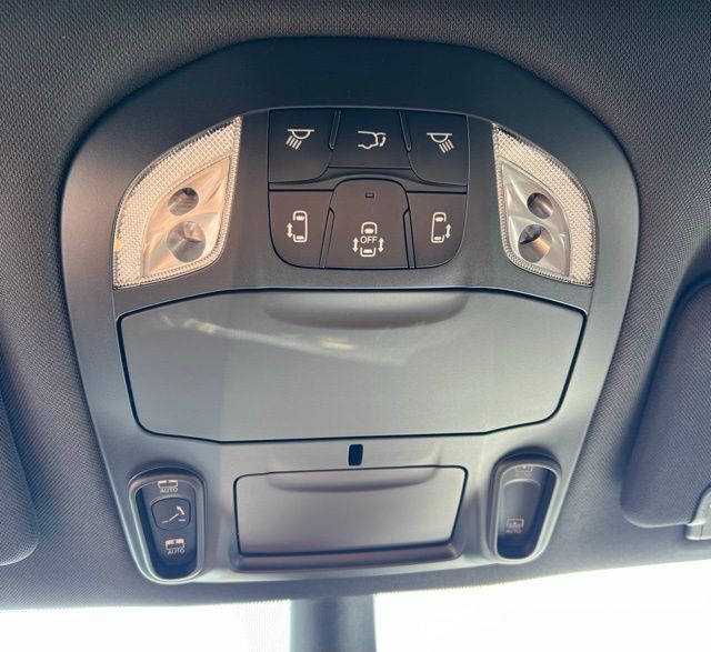 2026 Chrysler Pacifica Limited - Photo 19
