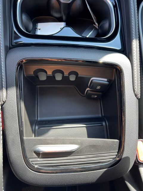 2026 Chrysler Pacifica Limited - Photo 18