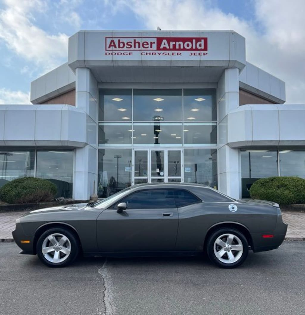 Used 2009 Dodge Challenger R/T Coupe