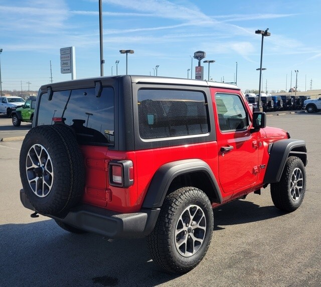 2025 Jeep Wrangler Sport S photo 4