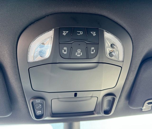 2026 Chrysler Pacifica Limited - Photo 20