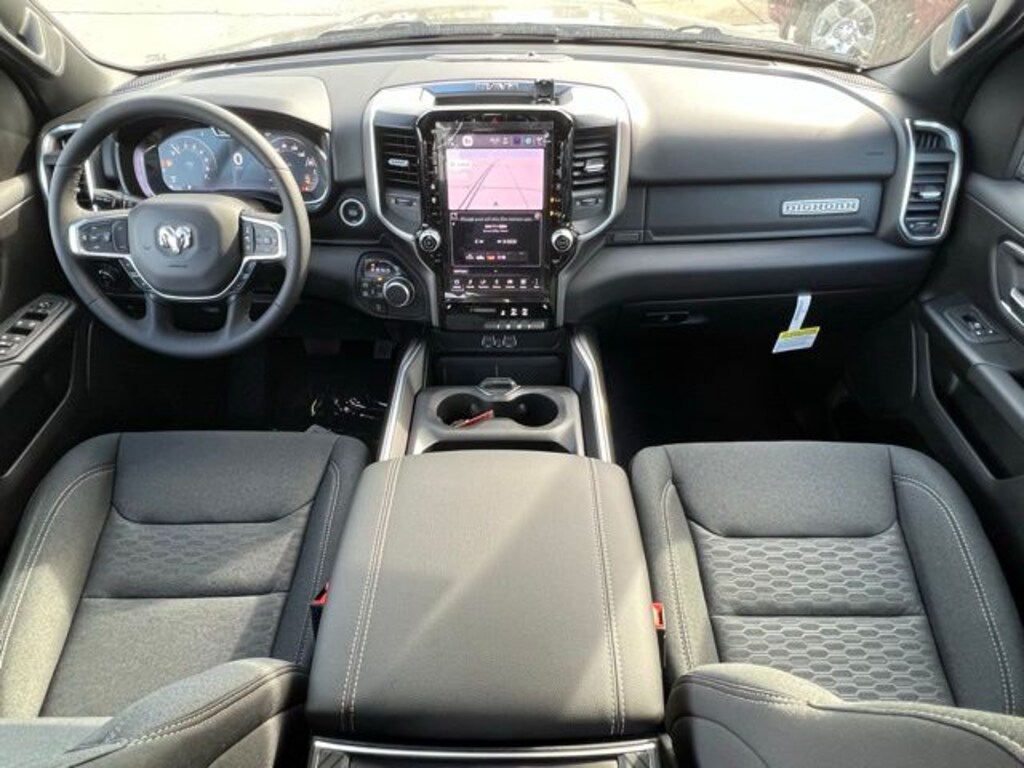 New 2026 Ram 1500 BIG HORN CREW CAB 4X4 5'7 BOX Pickup