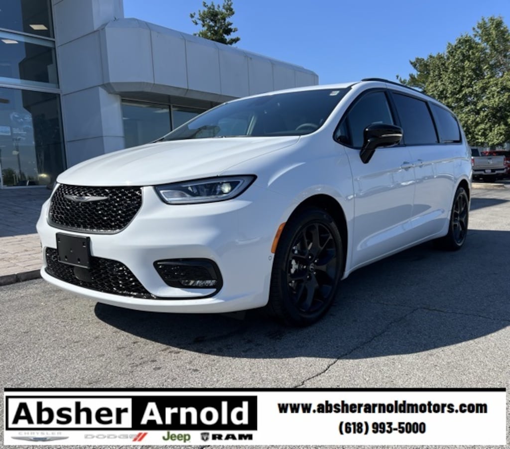 New 2026 Chrysler Pacifica LIMITED Passenger Van