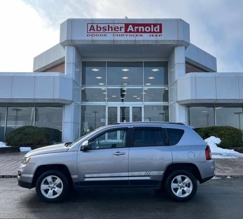 Used 2017 Jeep Compass Latitude SUV