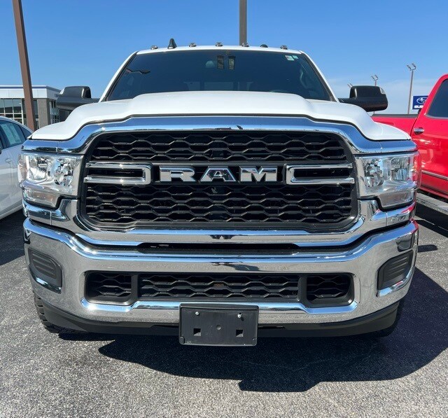 2021 Ram 2500 Tradesman photo 2