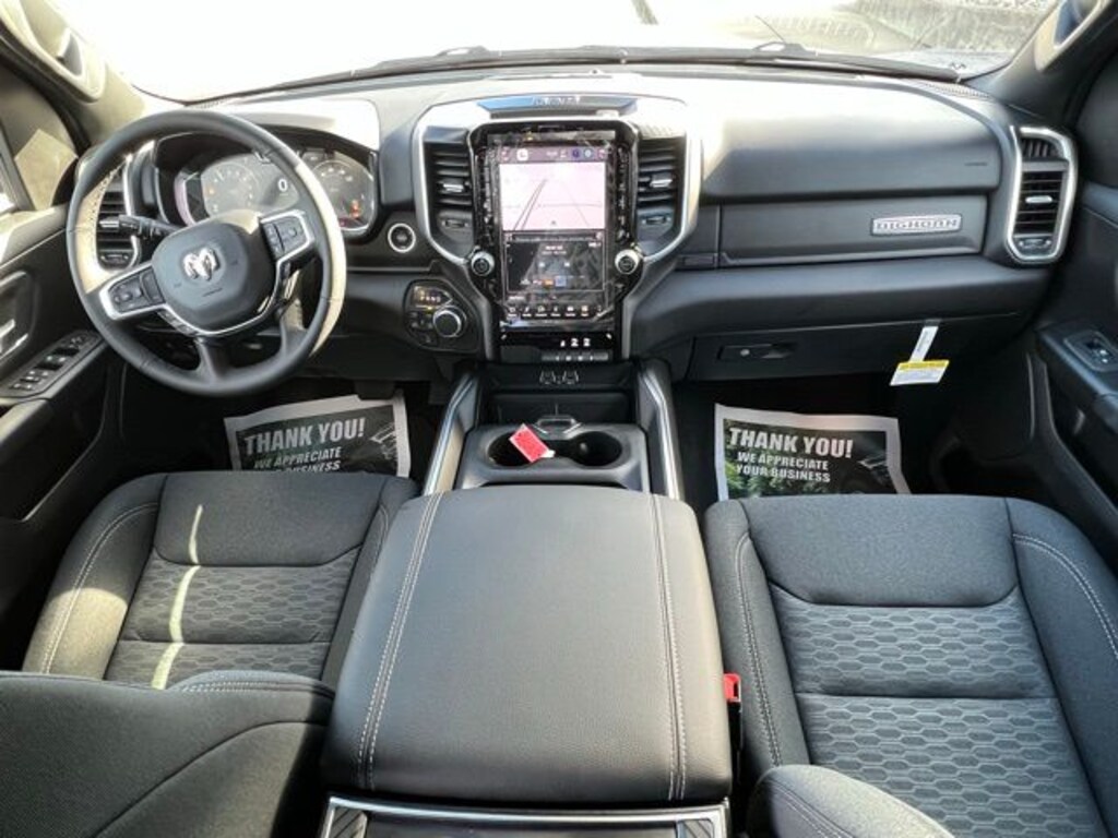 New 2026 Ram 1500 BIG HORN CREW CAB 4X4 5'7 BOX Pickup