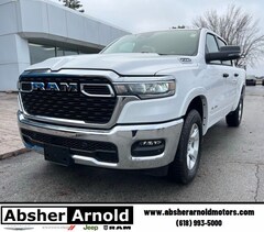 2026 Ram BIG HORN CREW CAB 4X4 5'7 BOX Pickup