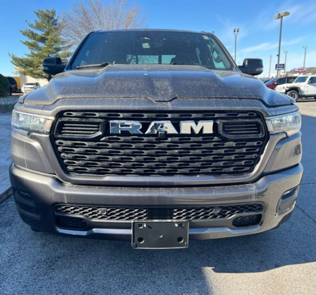 New 2026 Ram 1500 BIG HORN CREW CAB 4X4 5'7 BOX Pickup