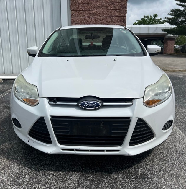 Used 2014 Ford Focus SE with VIN 1FADP3F27EL240567 for sale in Marion, IL