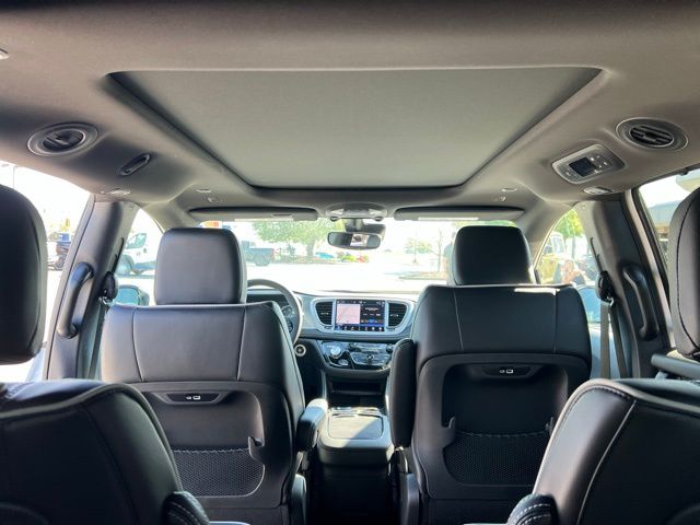 2026 Chrysler Pacifica Limited - Photo 28