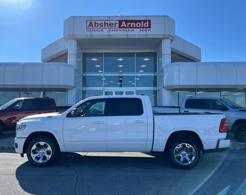 New 2026 Ram 1500 BIG HORN CREW CAB 4X4 5'7 BOX Pickup