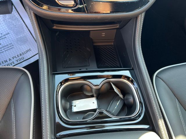 2026 Chrysler Pacifica Limited - Photo 17