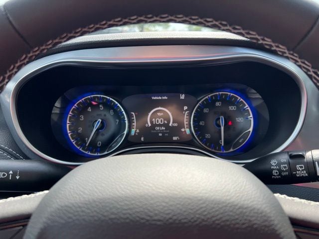 2025 Chrysler Pacifica Limited - Photo 14