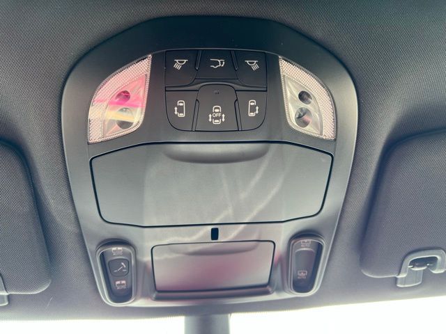 2025 Chrysler Pacifica Limited - Photo 19
