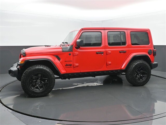 2018 Jeep Wrangler Unlimited Sahara photo 2