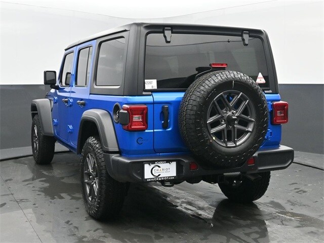 2025 Jeep Wrangler Sport S photo 4