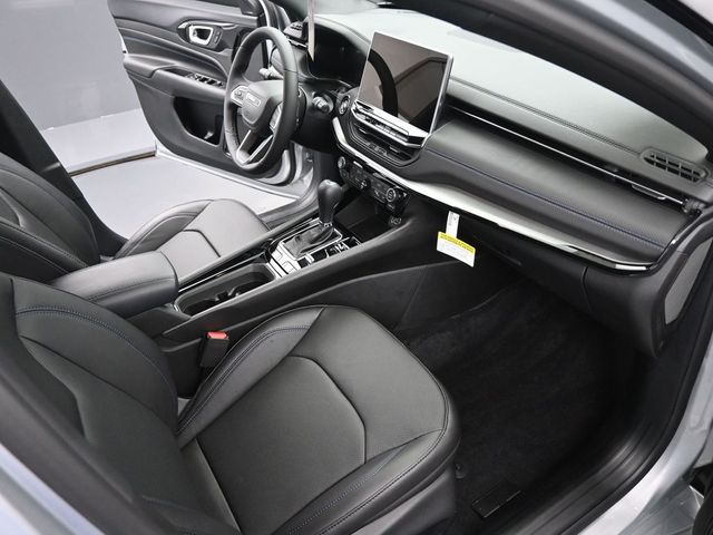 2025 Jeep Compass Limited - Photo 19