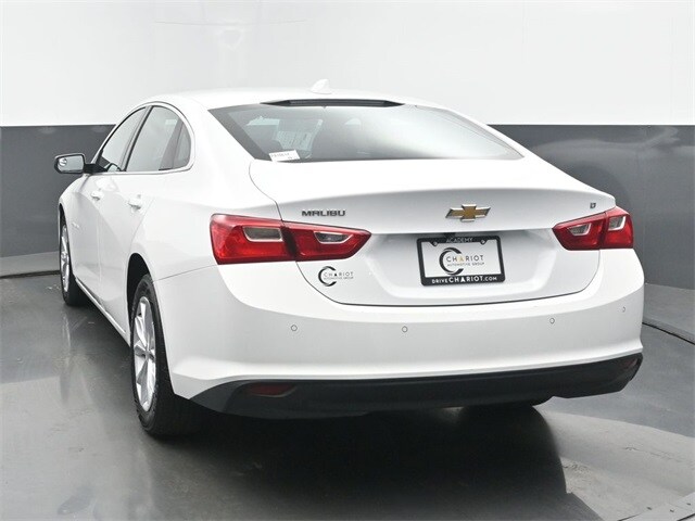 2025 Chevrolet Malibu 1LT photo 4