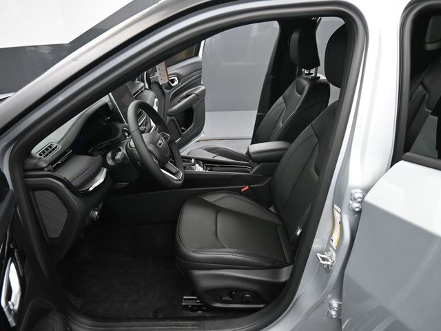 2025 Jeep Compass Limited - Photo 10