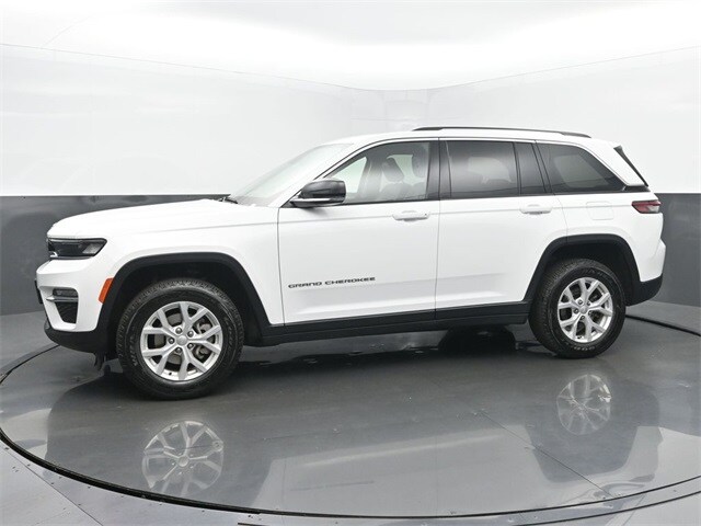 2023 Jeep Grand Cherokee Limited photo 2