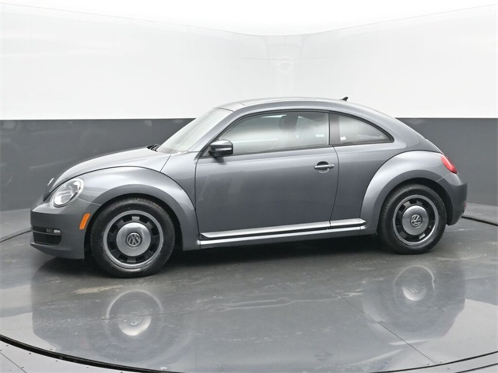 Used 2012 Volkswagen Beetle 2.5L Hatchback