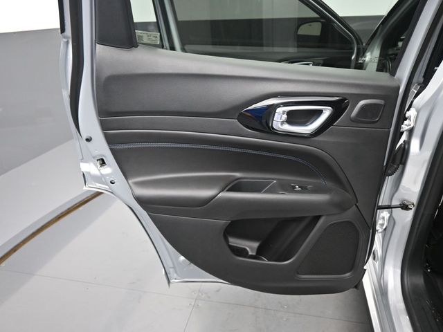 2025 Jeep Compass Limited - Photo 14