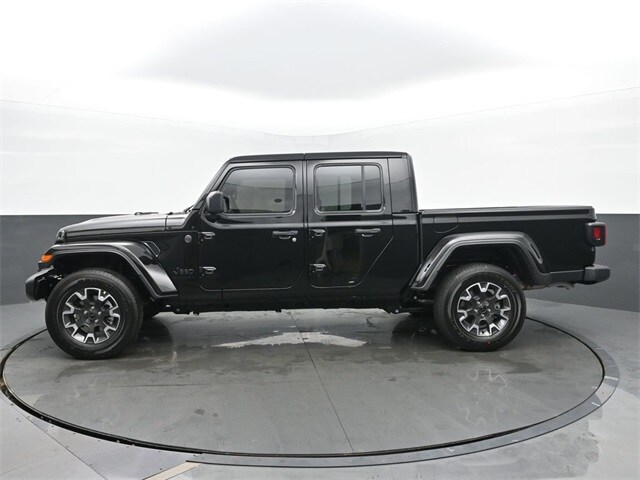 2025 Jeep Gladiator Sport photo 4