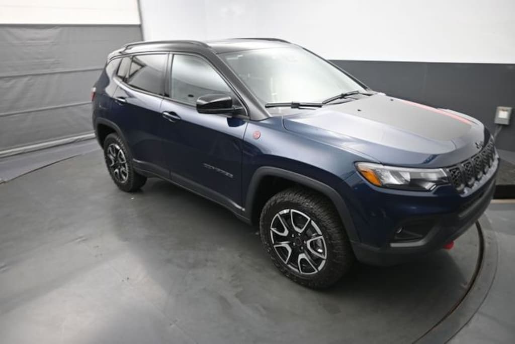 New 2026 Jeep Compass Trailhawk Sport Utility