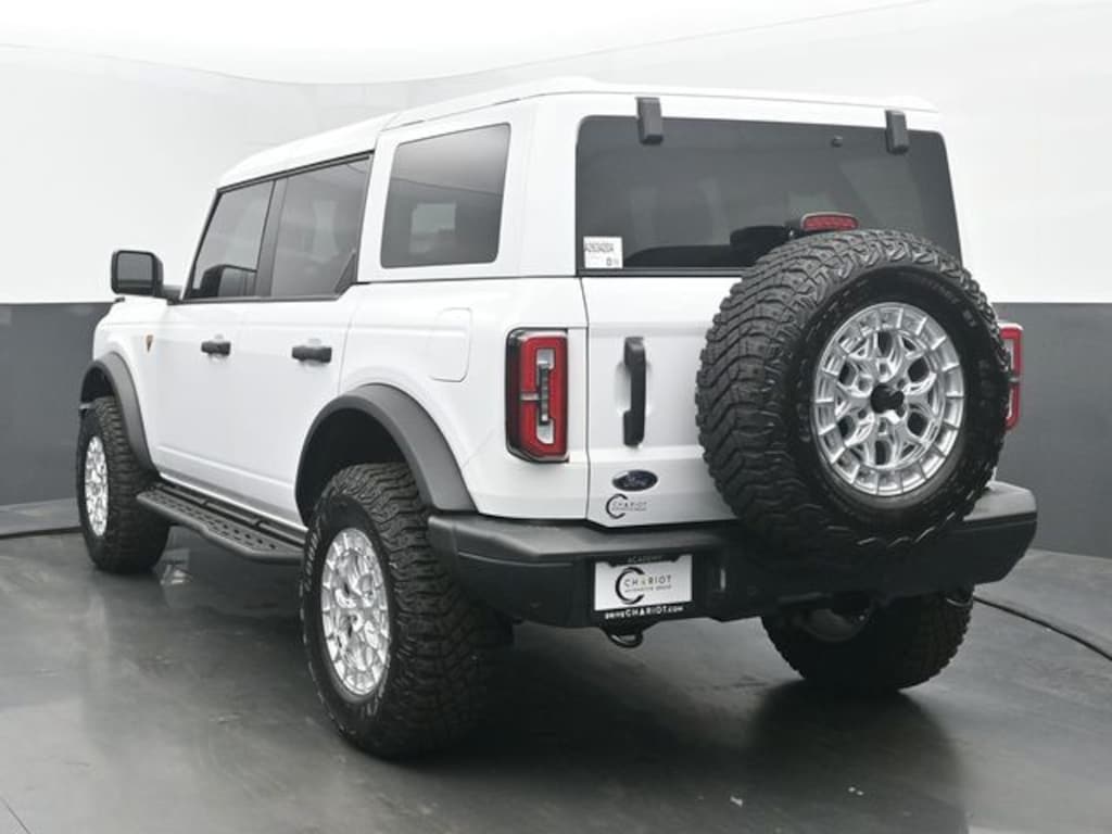 Used 2025 Ford Bronco Badlands SUV