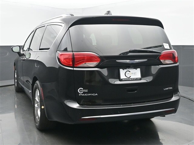 2020 Chrysler Pacifica Limited photo 4