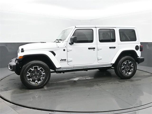 2025 Jeep Wrangler Sahara photo 2