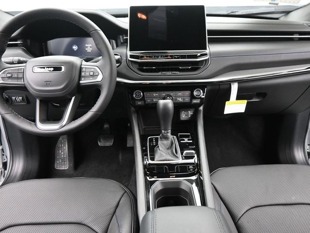 2025 Jeep Compass Limited - Photo 22