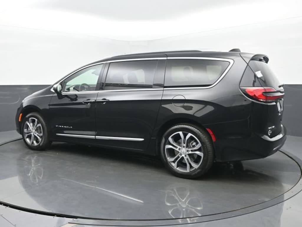 New 2026 Chrysler Pacifica Pinnacle Passenger Van