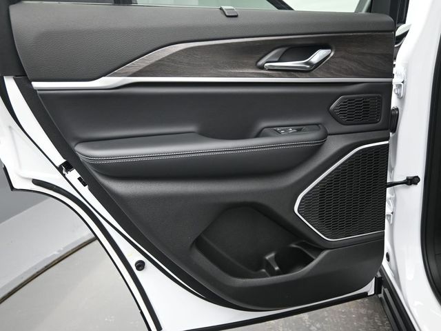 2025 Jeep Grand Cherokee Limited - Photo 14