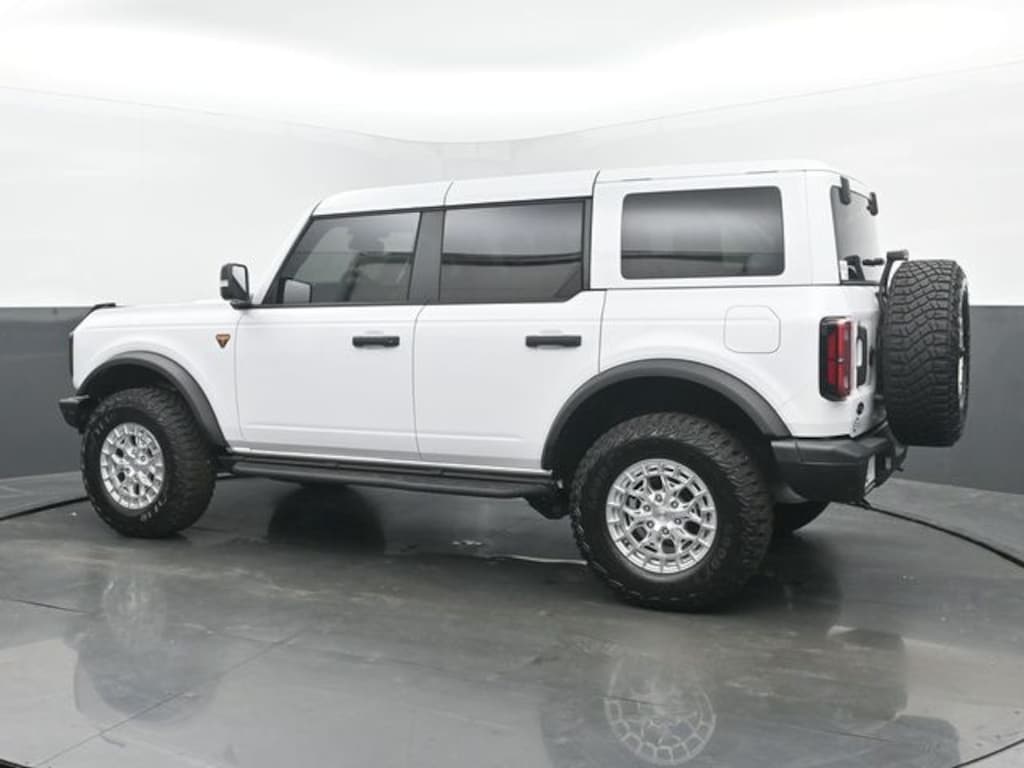 Used 2025 Ford Bronco Badlands SUV