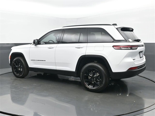 2025 Jeep Grand Cherokee Altitude X photo 3