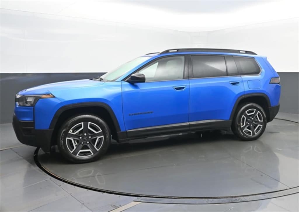 New 2026 Jeep Cherokee Laredo Sport Utility