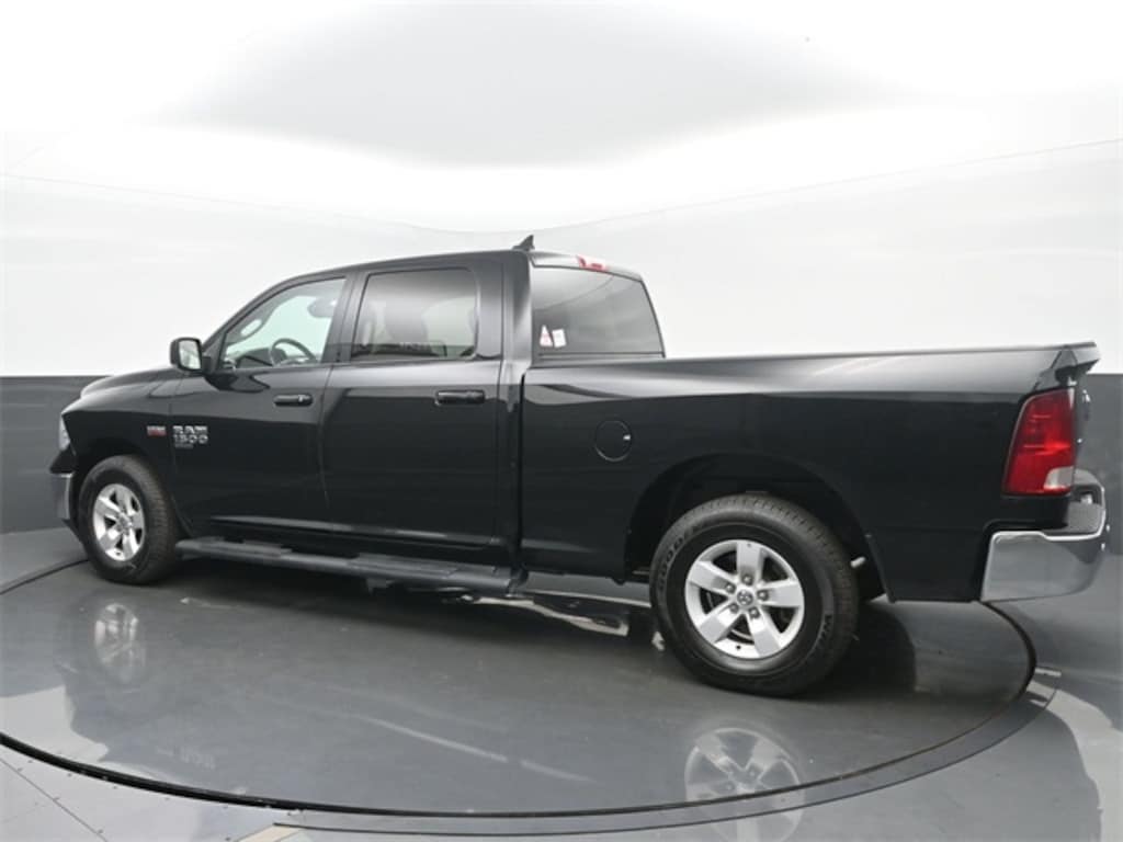 Used 2022 Ram 1500 Classic SLT Truck