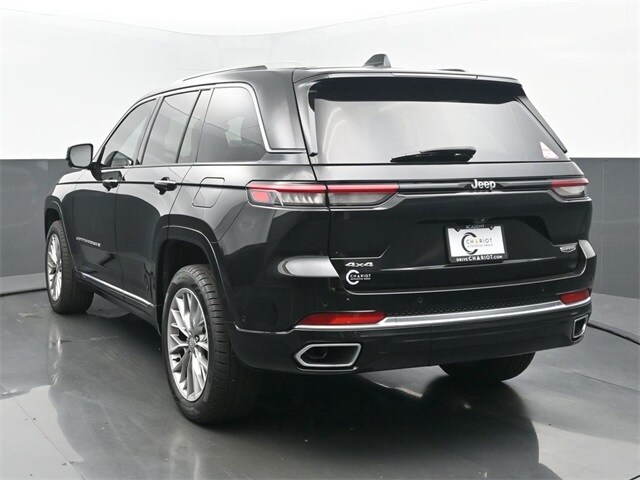 2022 Jeep Grand Cherokee Summit photo 3