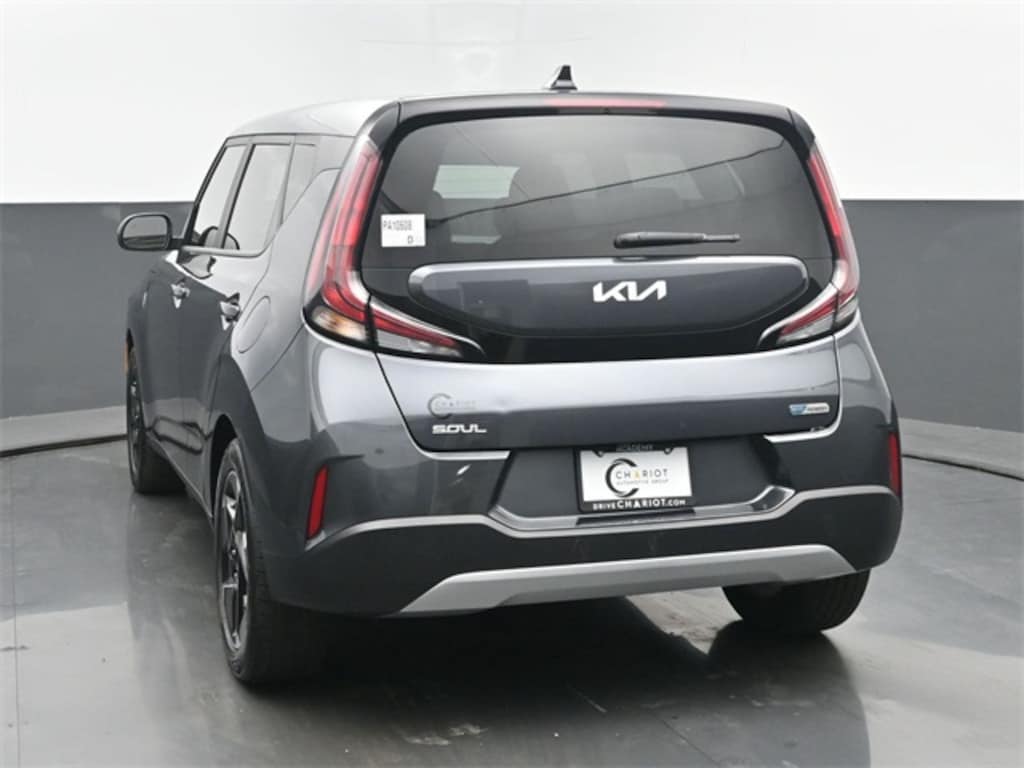 Used 2023 Kia Soul EX Hatchback