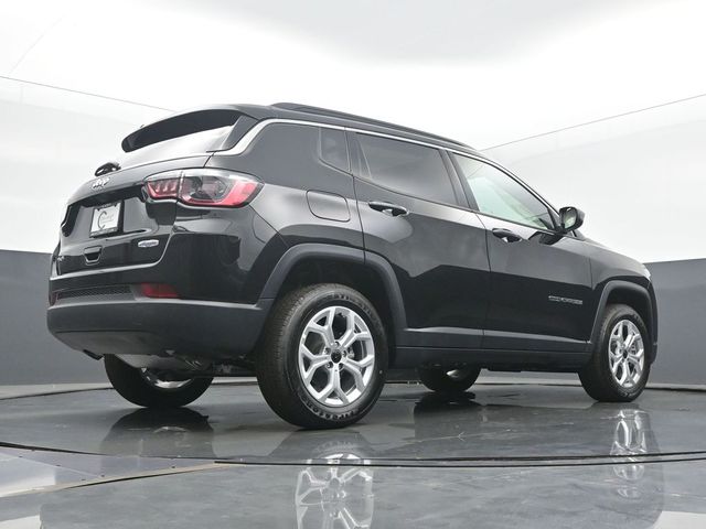 2025 Jeep Compass Latitude - Photo 51