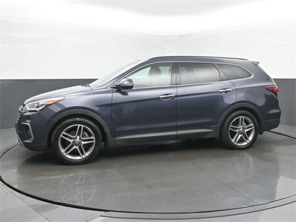 Used 2018 Hyundai Santa Fe SE Ultimate SUV