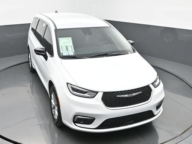 2025 Chrysler Pacifica Select - Photo 45